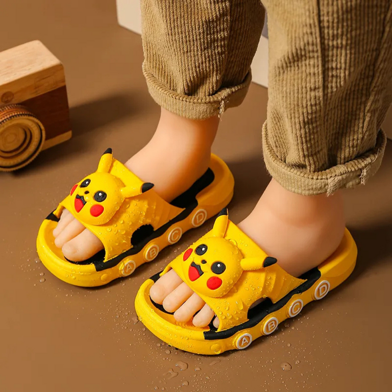 Chinelo pikachu