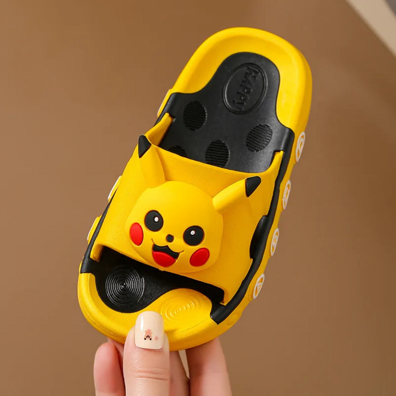 Chinelo pikachu