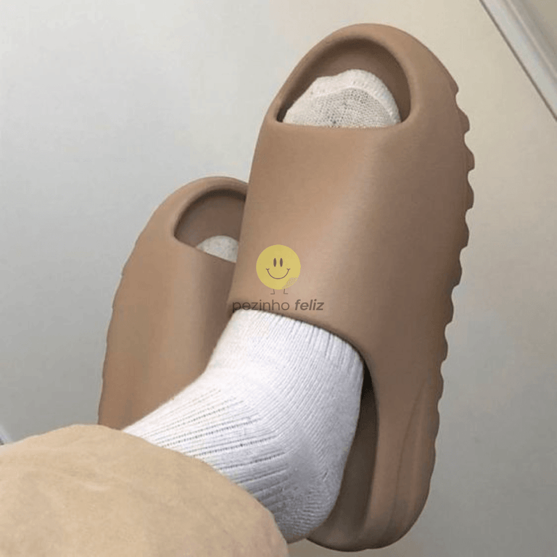 Chinelo Elegância Urbana - Pezinho Feliz 